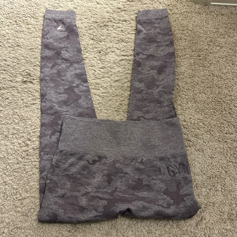 Gymshark Seamless Adapt Purple Leggings, Medium